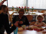Oma met kleindkind