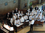 Het st. Cecilia koor zong uit de Paus Johannesmis 